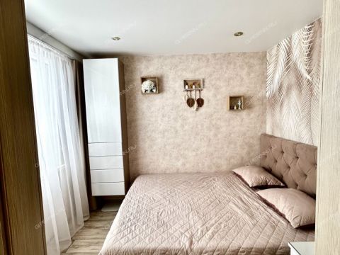 3-komnatnaya-ul-burevestnika-d-16 фото