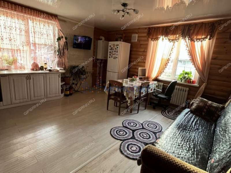 дом на  деревня Овсянка