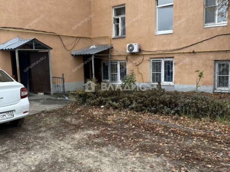 трёхкомнатная квартира на улице Литвинова дом 40