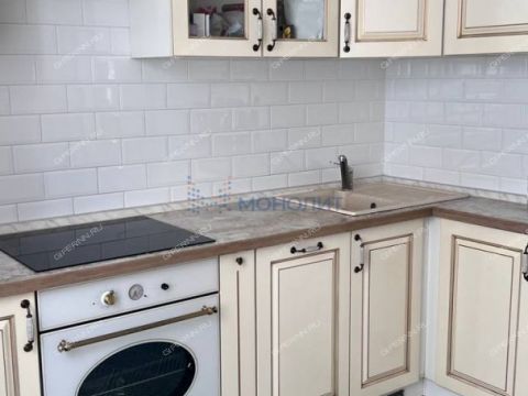 3-komnatnaya-ul-rodionova-d-192-k3 фото