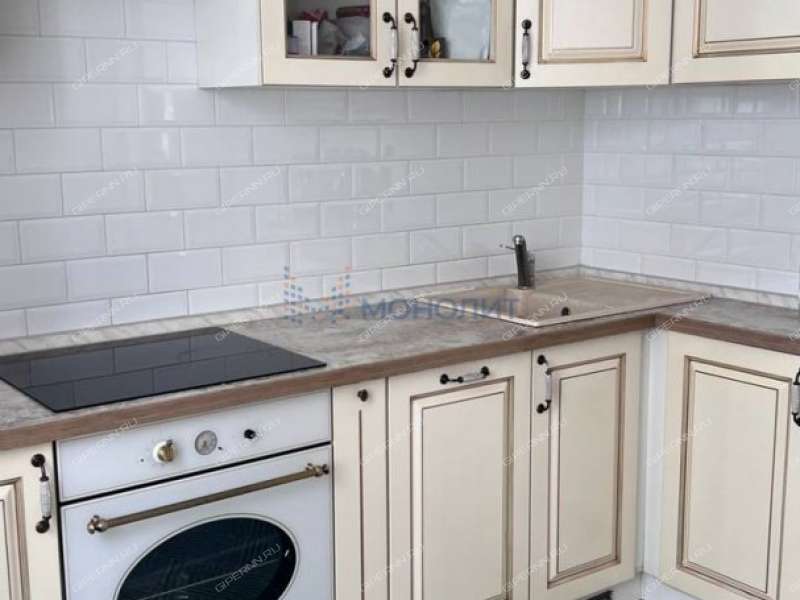 трёхкомнатная квартира на улице Родионова дом 192 к3