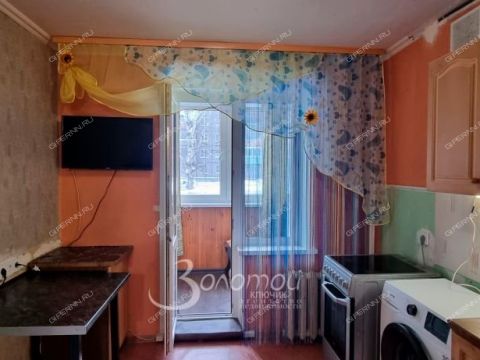 1-komnatnaya-ul-yuliusa-fuchika-d-10-4 фото