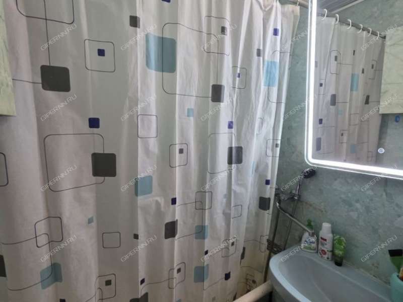 двухкомнатная квартира на улице Строкина дом 8