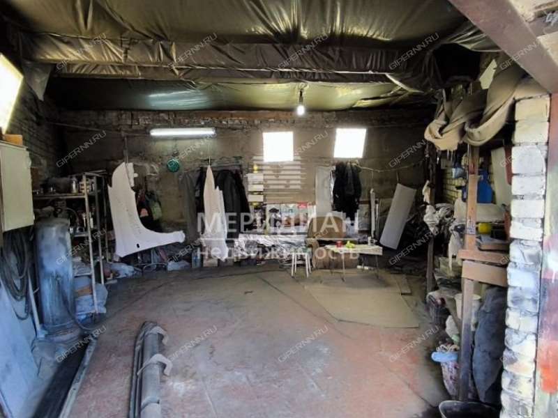 гараж на улице Бринского